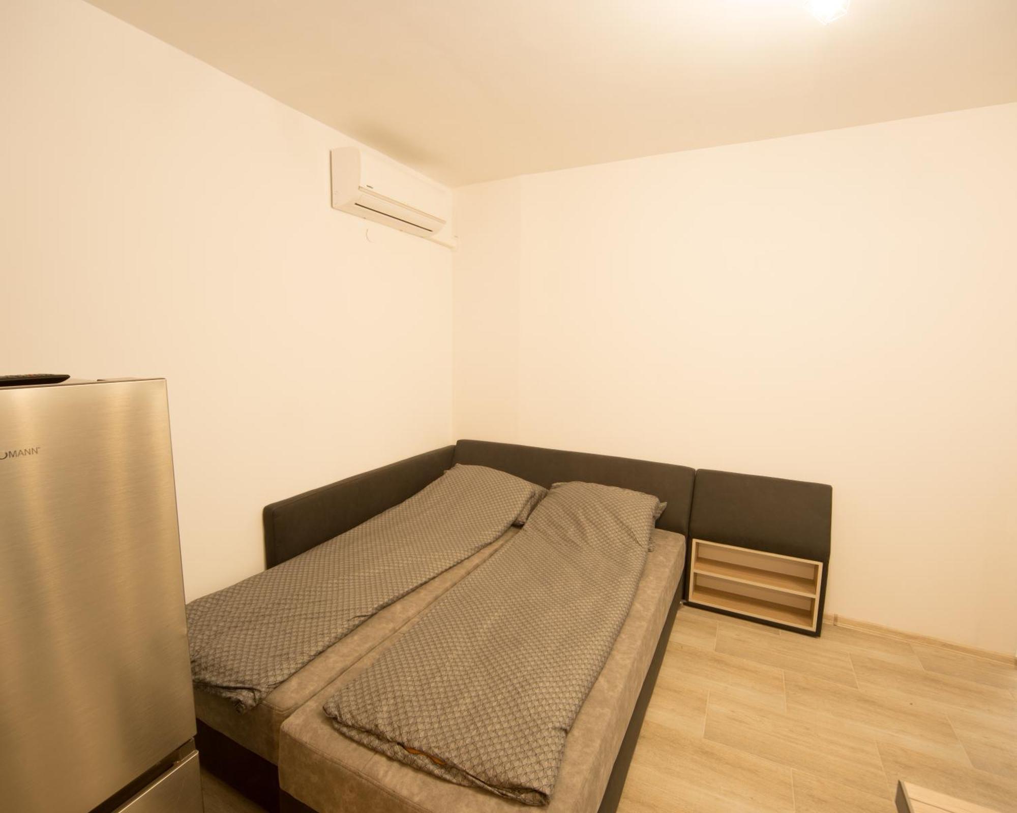 Aleks Top Center 2- Free Parking Burgas City Exterior foto